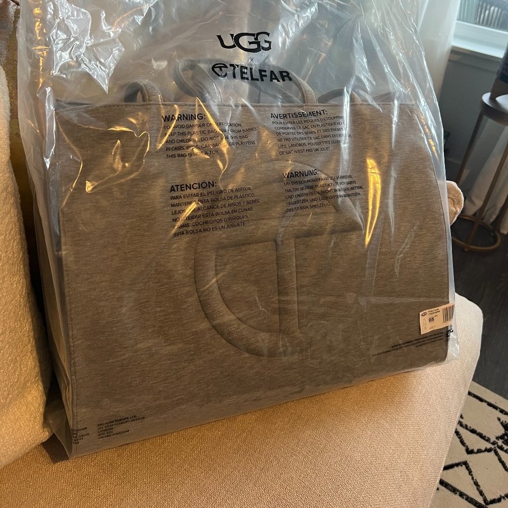 UGG X TELFAR LARGE FLEECE SHOPPER